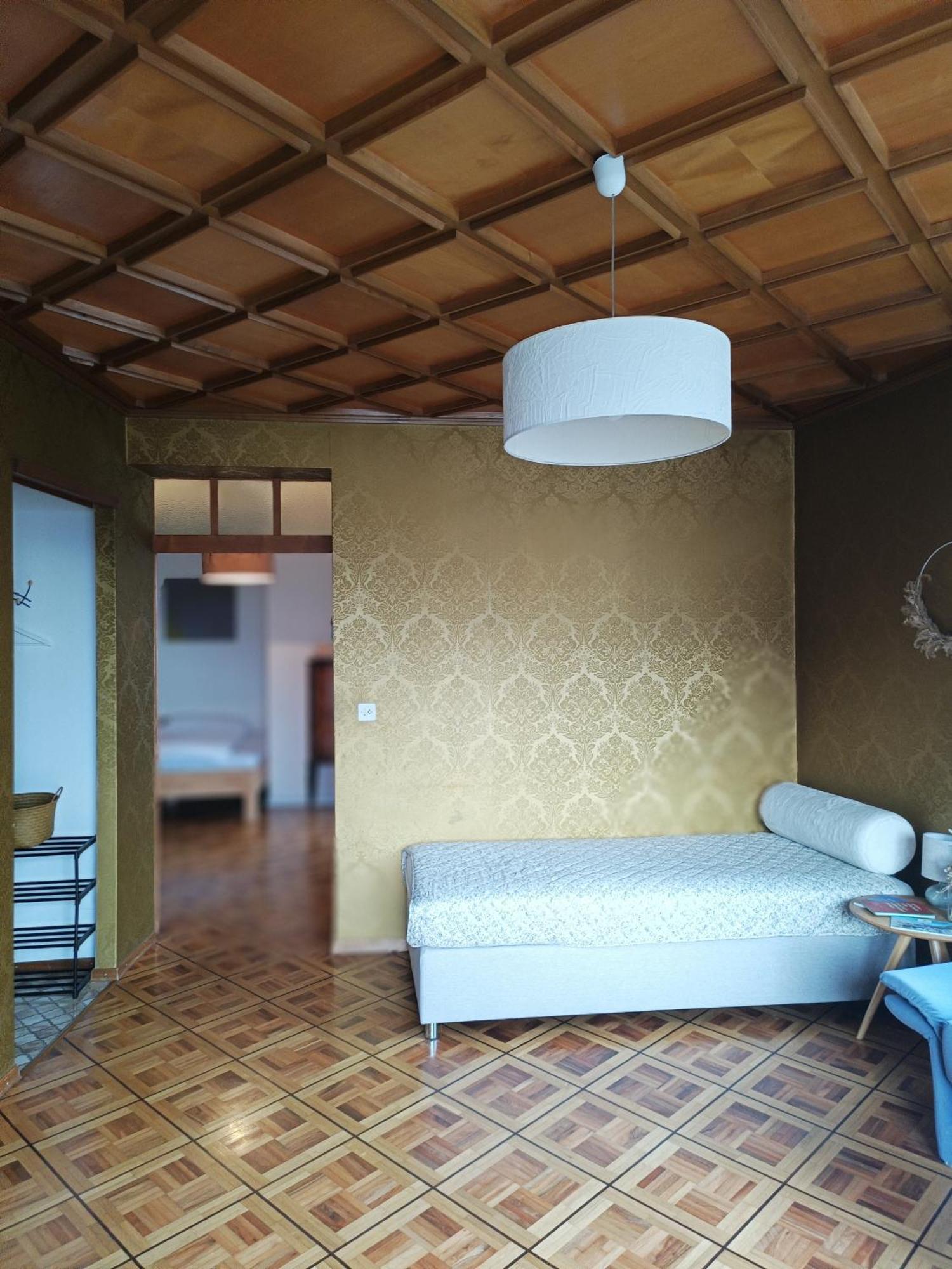 Casa Jenini - Wohnung Im Patrizierhaus Neben Schloss Leuk 외부 사진