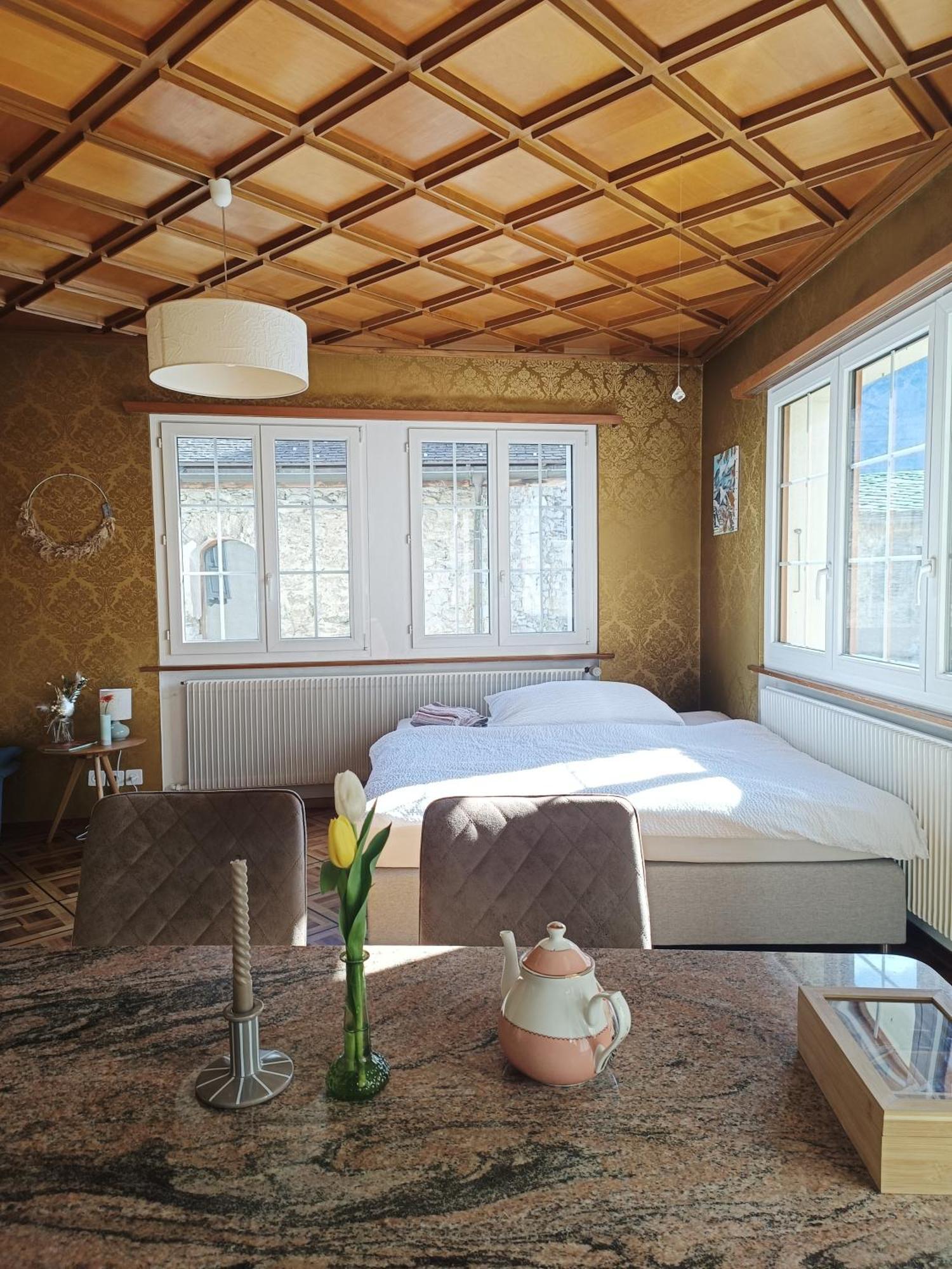 Casa Jenini - Wohnung Im Patrizierhaus Neben Schloss Leuk 외부 사진
